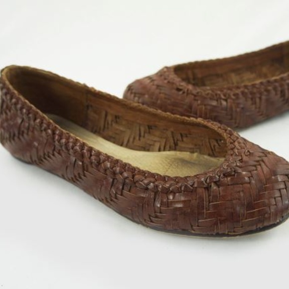 seychelles woven flats